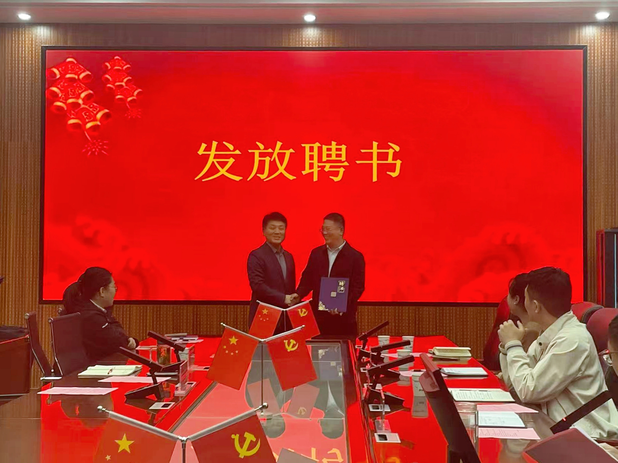 图片4小图 图片4小图