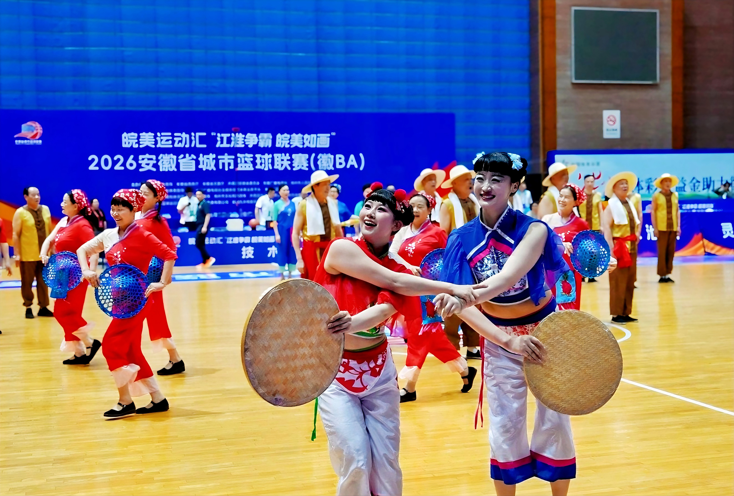 中场休息小图